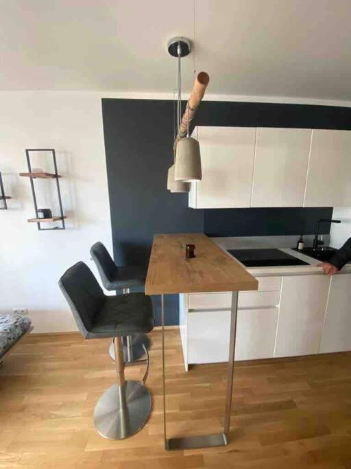 Moderne Wohnung In Der Toplage Inkl. Garage فيينا المظهر الخارجي الصورة
